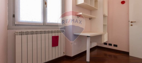 2 Schlafzimmer Wohnung in Gallarate, Italy, Nr. 285544 7