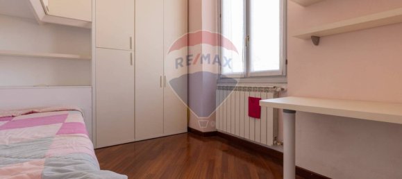 2 Schlafzimmer Wohnung in Gallarate, Italy, Nr. 285544 12