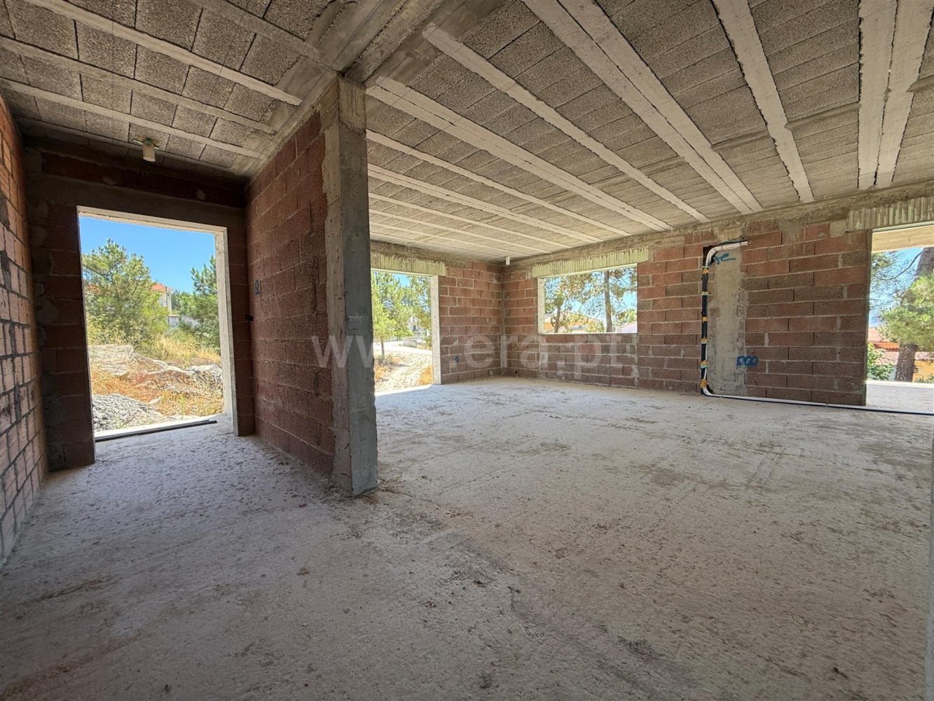 300m² Land in Valpacos, Portugal No. 246735