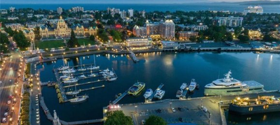 2 bedrooms Condo in British Columbia, Canada No. 1142 3