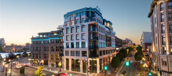 2 bedrooms Condo in British Columbia, Canada No. 1142 2