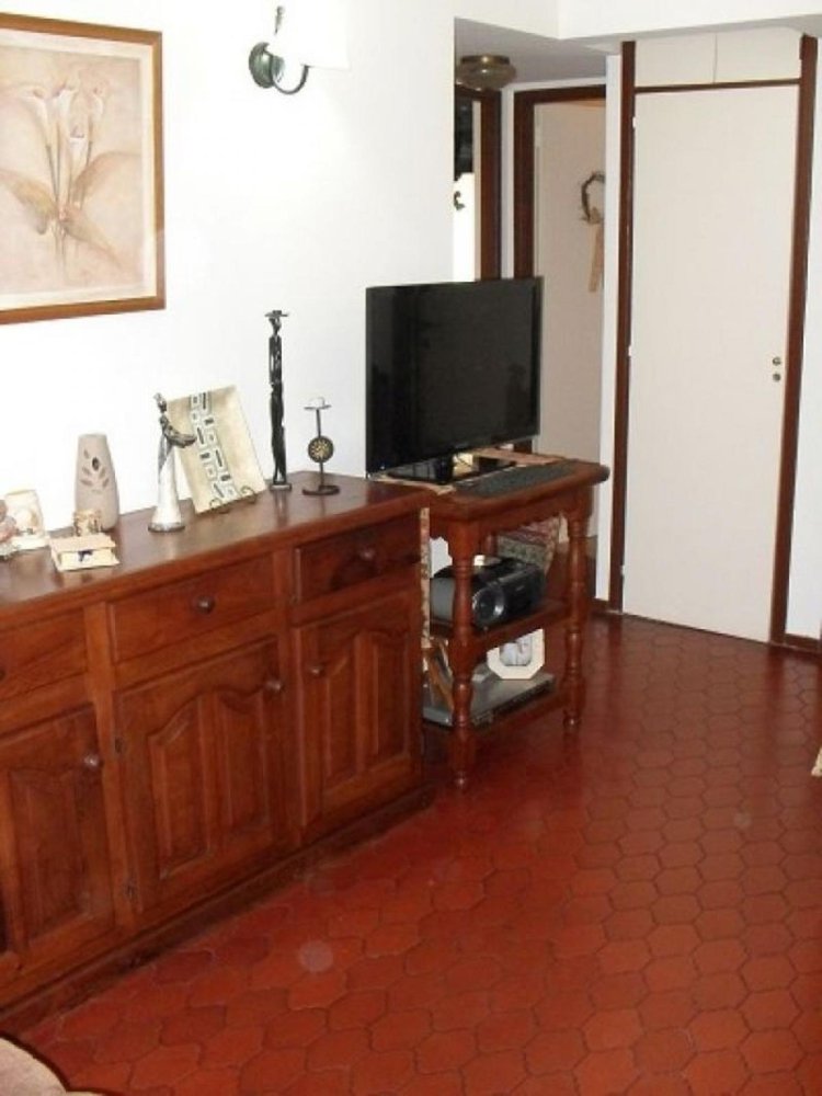 Apartamento de 2 dormitorios en Buenos Aires, Argentina No. 19566