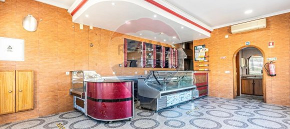 Propriété commerciale à Seixal, Portugal 38m² No. 60306 10