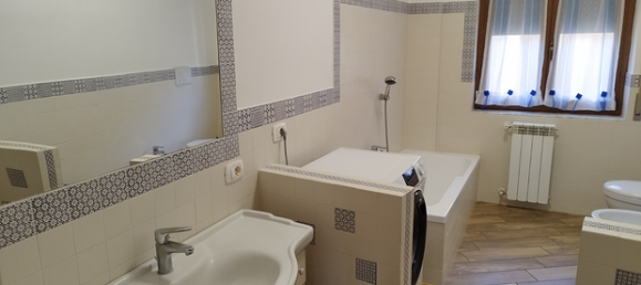 Квартира с 5 комнатами в Витербо, Италия № 293242 4