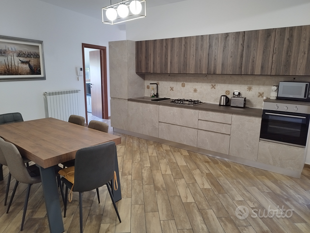 Квартира с 5 комнатами в Витербо, Италия № 293242