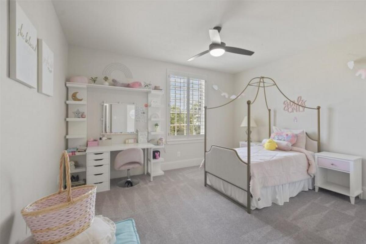 5 bedrooms House in The Woodlands, USA No. 386377