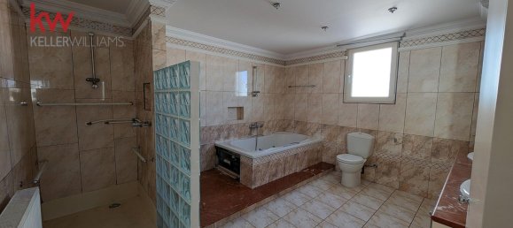 7 dormitorios adosado en venta en Larnaca, Larnaka, Cyprus № 26070 26
