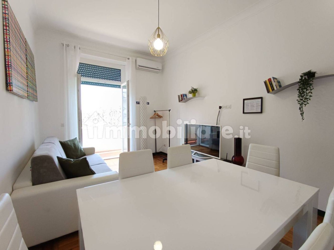 2 bedrooms Apartment in Rome, Italy No. 349090