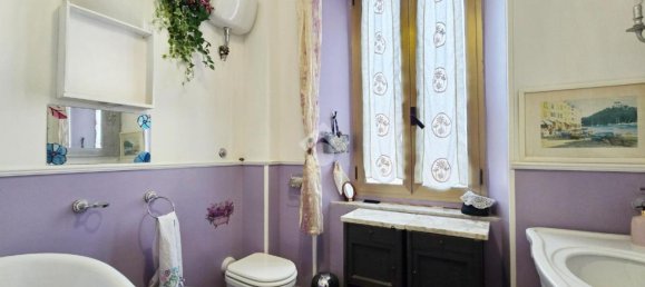 5 rooms Building in San Benedetto del Tronto, Italy No. 235521 17