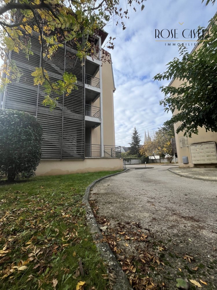 4 غرف نوم منزل ذو طابقين في Chartres, France رقم 252565