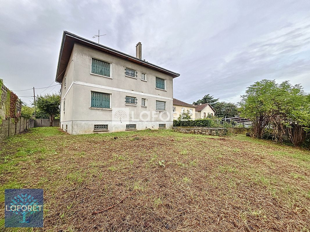 Edifício T4 em Vigneux-sur-Seine, France N.º 177778