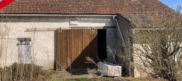 Casa de 3 dormitorios en Marcenat, France No. 44706 8