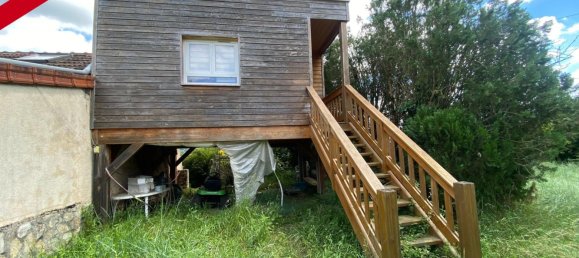 Casa de 3 dormitorios en Marcenat, France No. 44706 7