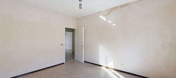 3غرفة شقة في Gazzuolo, Italy رقم 5483 21