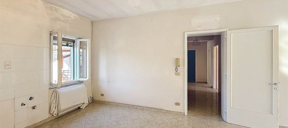 3غرفة شقة في Gazzuolo, Italy رقم 5483 45