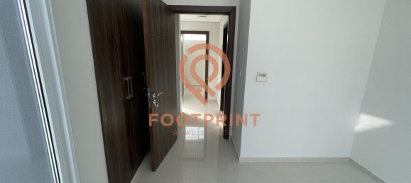 5 bedrooms Townhouse in Dubai, UAE No. 24479 14