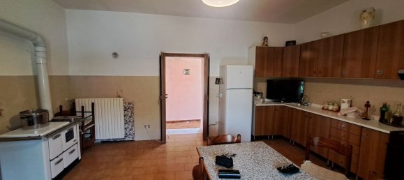 Casa de 4 divisões em Macchiagodena, Italy N.º 120705 9