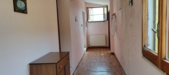 Casa de 4 divisões em Macchiagodena, Italy N.º 120705 4