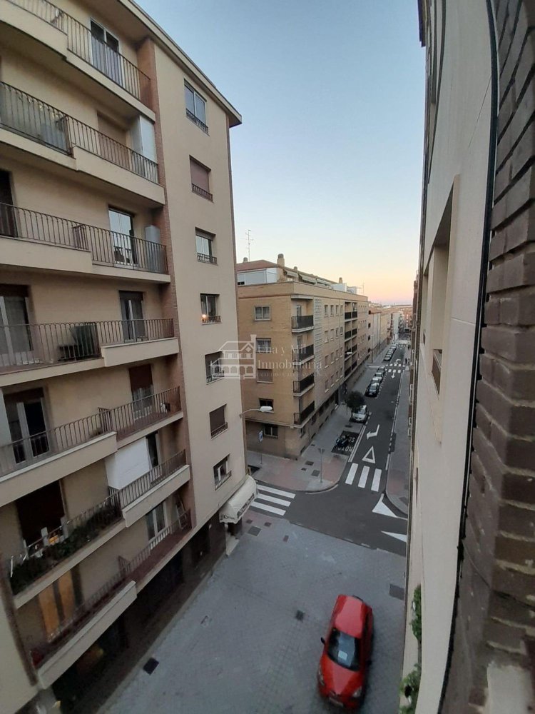 3 bedrooms Apartment in Salamanca, Spain No. 97972