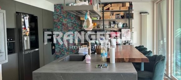 Villa T3 em Livorno, Italy N.º 348981 2