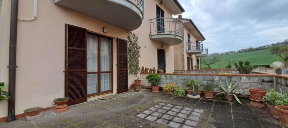 7 rooms House in Monte Roberto, Italy No. 15133 9