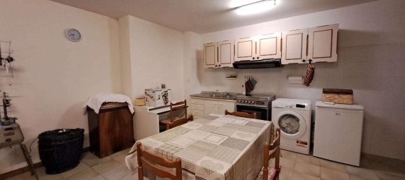 7 rooms House in Monte Roberto, Italy No. 15133 32