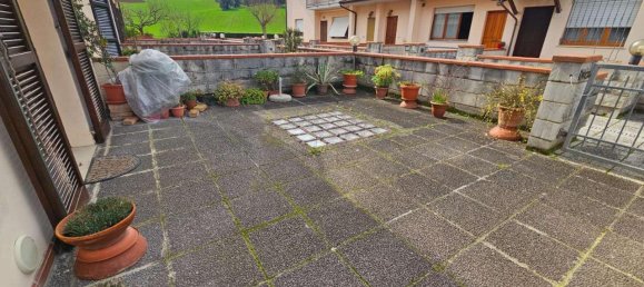 7 rooms House in Monte Roberto, Italy No. 15133 10