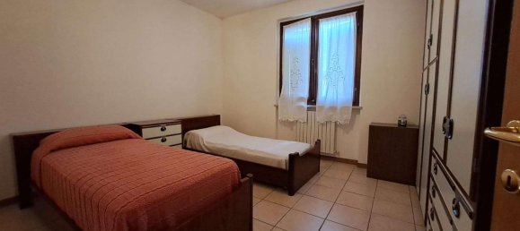 7 rooms House in Monte Roberto, Italy No. 15133 28