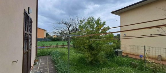 7 rooms House in Monte Roberto, Italy No. 15133 5