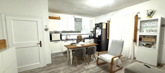 4 bedrooms Apartment in Certaldo, Italy No. 326400 5