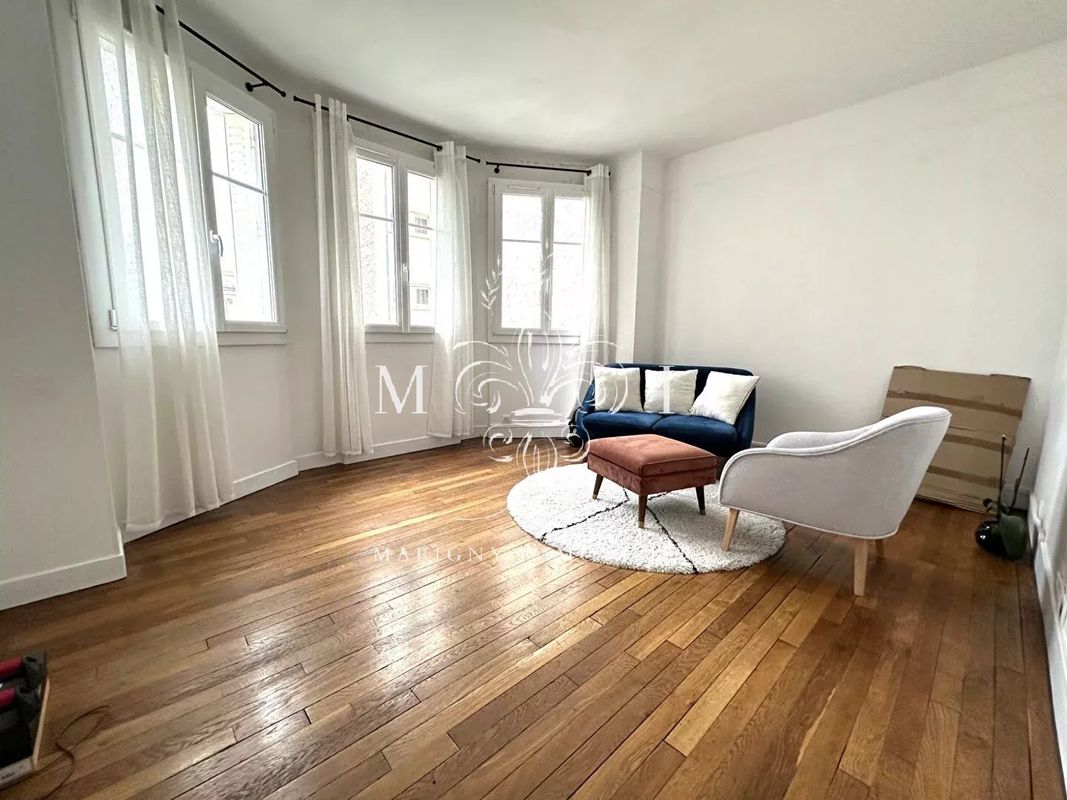 2 bedrooms Apartment in Saint-Mande, France No. 321790