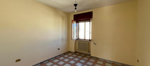 Квартира с 6 комнатами в Parabita, Италия № 235466 4