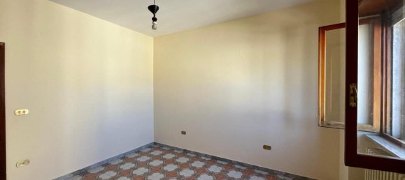 Квартира с 6 комнатами в Parabita, Италия № 235466 2