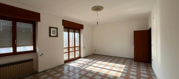 Квартира с 6 комнатами в Parabita, Италия № 235466 16