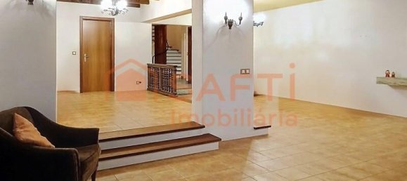 6 bedrooms Villa in Oeiras, Portugal No. 48879 8