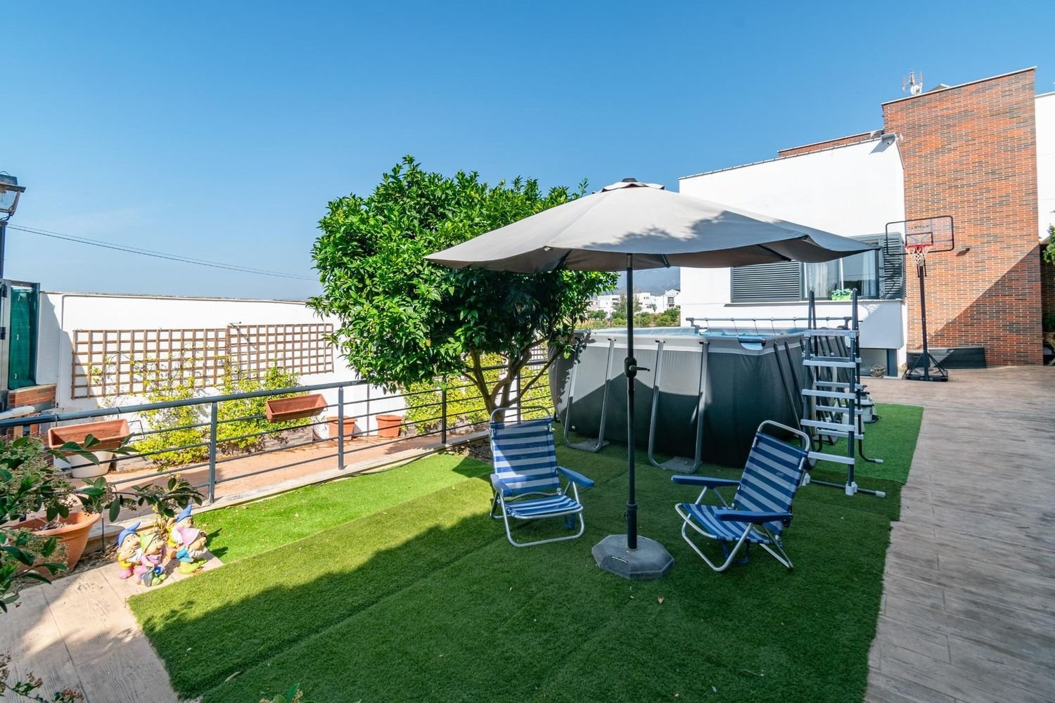 4 bedrooms House in Alhendin, Spain No. 150598