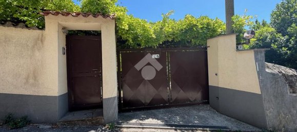 3 bedrooms Apartment in Trieste, Italy No. 273404 2