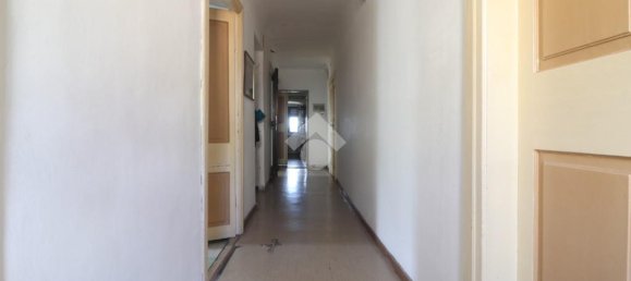 3 bedrooms Apartment in Trieste, Italy No. 273404 11