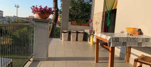 8 rooms Duplex in Portici, Italy No. 279611 9