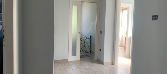 8 rooms Duplex in Portici, Italy No. 279611 17