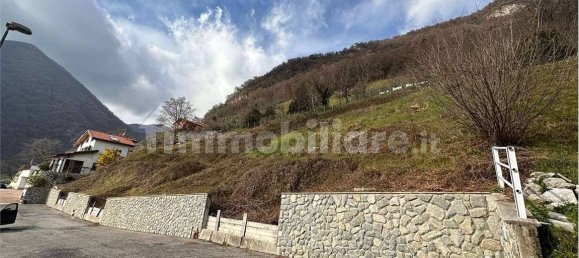 Земельный участок 550м² в Казлино д’Эрба, Италия № 336379 3