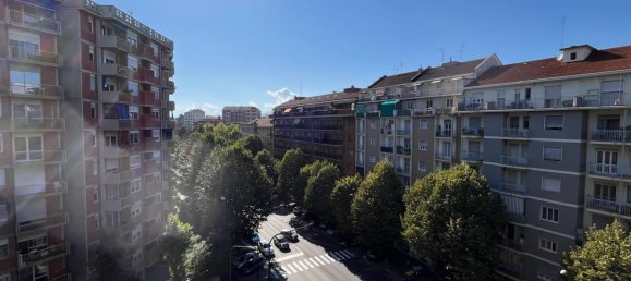 4 bedrooms Apartment in Turin, Italy No. 380318 22