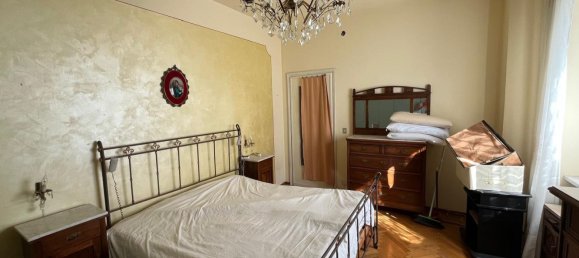 4 bedrooms Apartment in Turin, Italy No. 380318 11