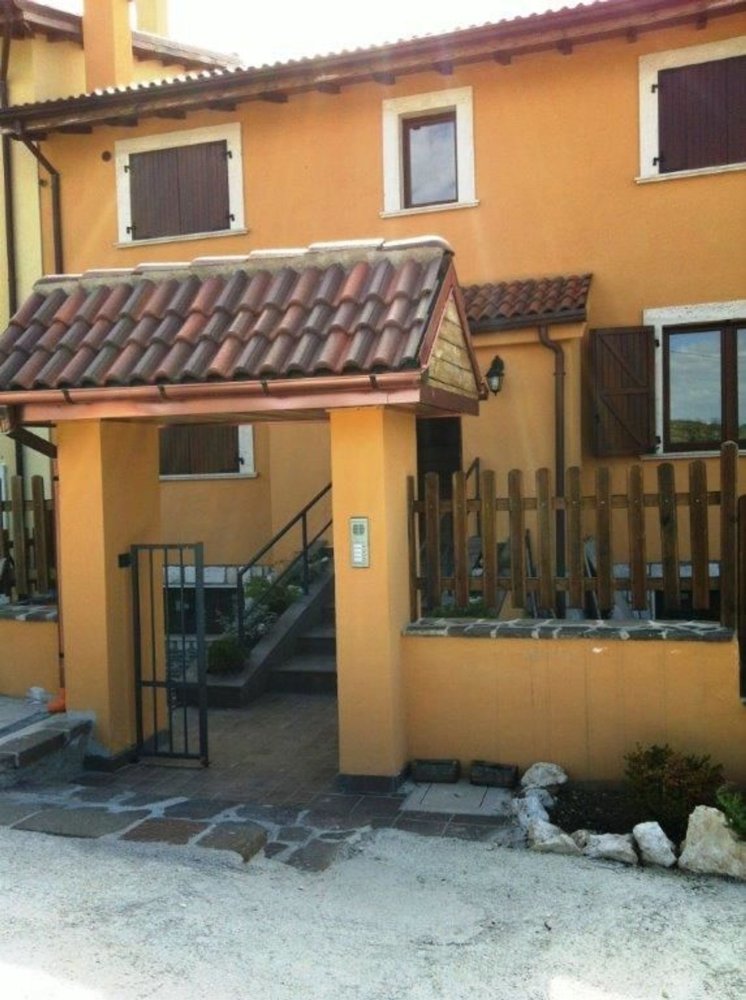 Casa de 3 divisões em Rocca di Mezzo, Italy N.º 168514