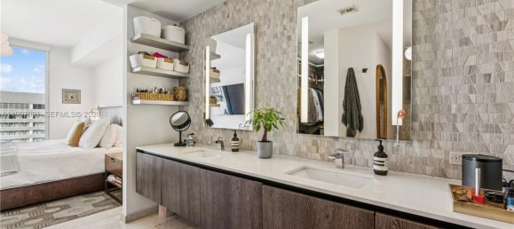 2 غرف نوم عقار تجاري في Miami, الولايات المتحدة رقم 614856 30