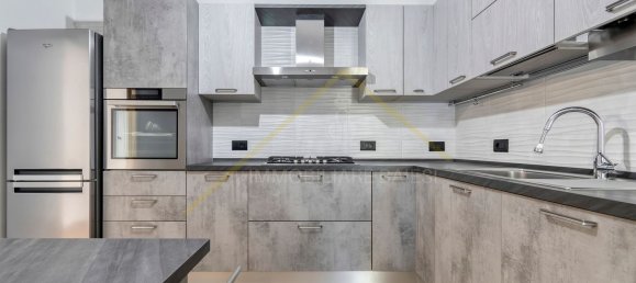 4 rooms Apartment in San Lazzaro di Savena, Italy No. 274294 3