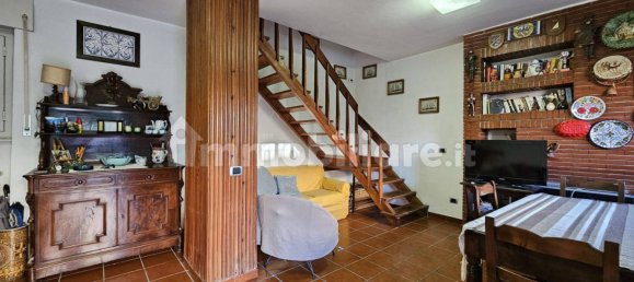 5 غرف نوم فيلا في Fiumicino, Italy رقم 44917 10