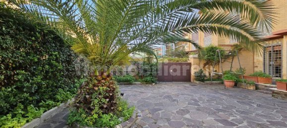 5 غرف نوم فيلا في Fiumicino, Italy رقم 44917 14