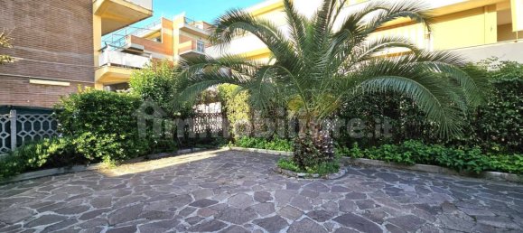 5 غرف نوم فيلا في Fiumicino, Italy رقم 44917 5