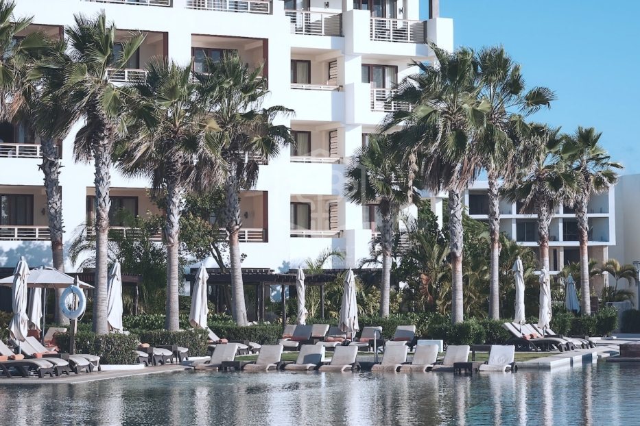 Propiedad comercial de 100 dormitorios en L'Arenal, Spain No. 16322